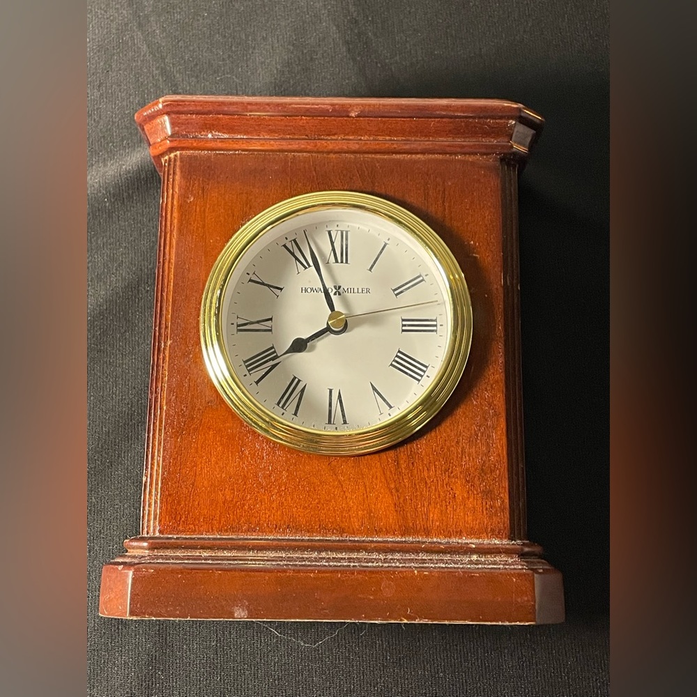 Howard Miller Windsor Carriage 645-530 Desktop Clock